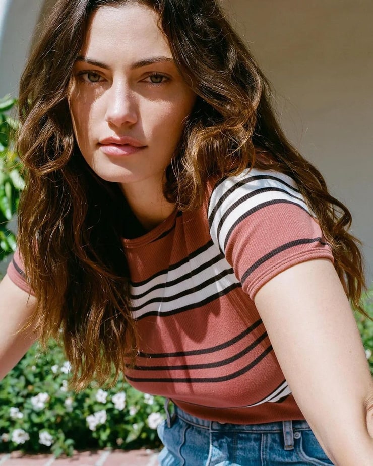 Picture of Phoebe Tonkin