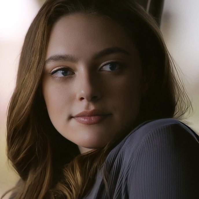 Picture of Danielle Rose Russell