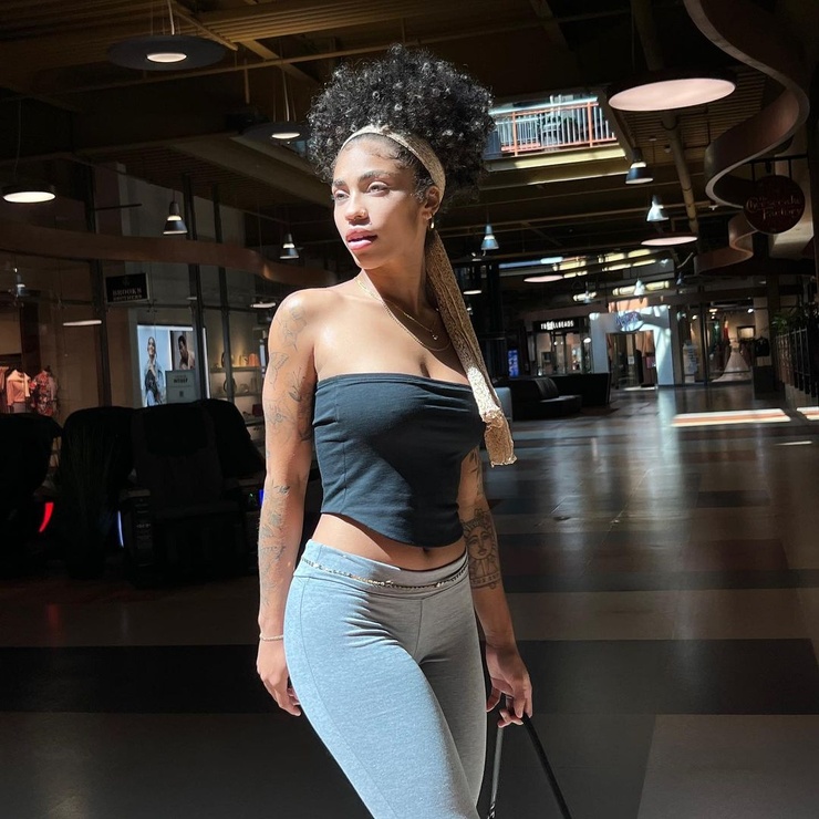 Picture of https://popularbio/venus-marquez/