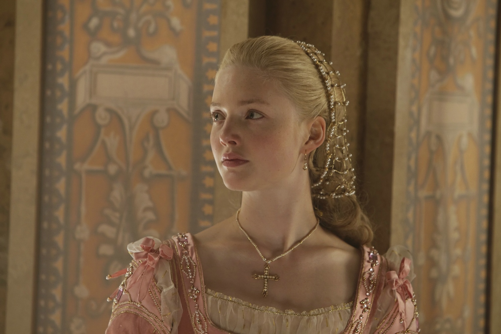 Holliday Grainger