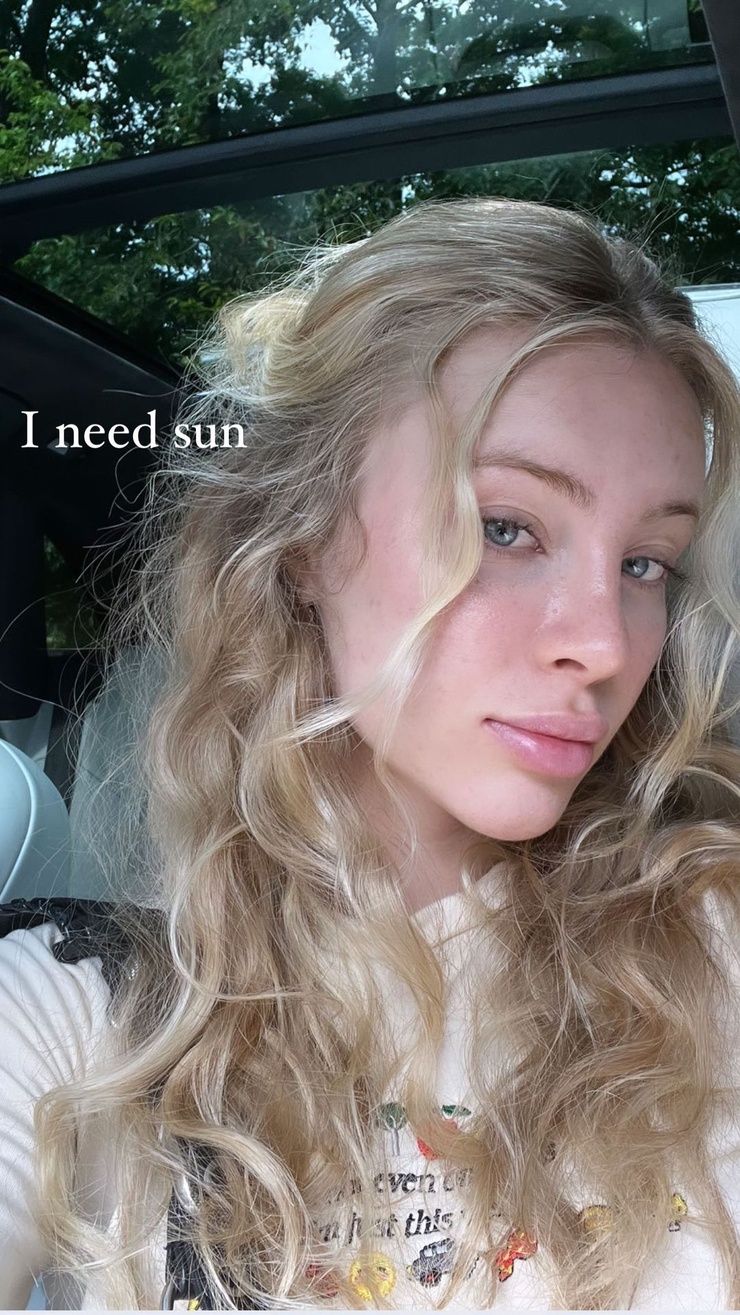 Picture of Daisy Keech