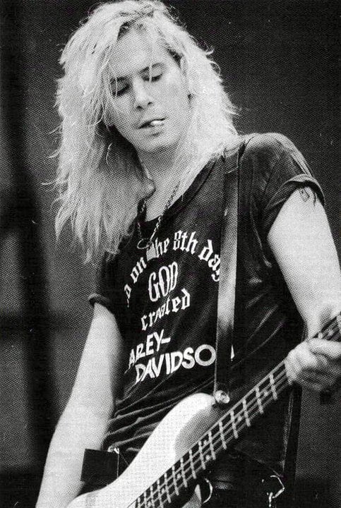 Picture of Duff McKagan