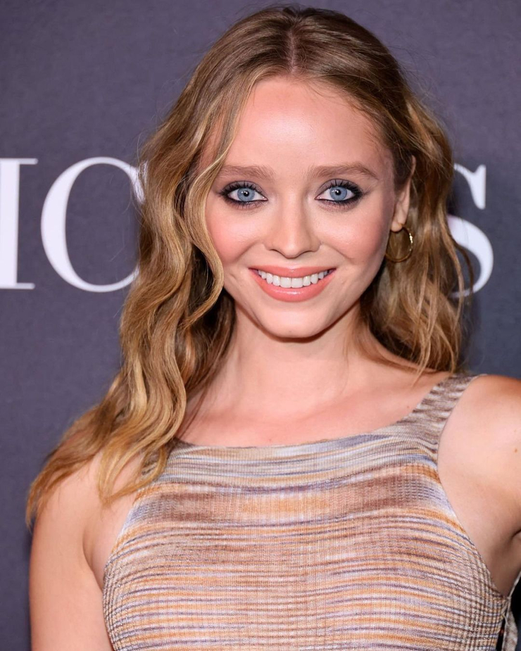 Picture of Madeleine Arthur