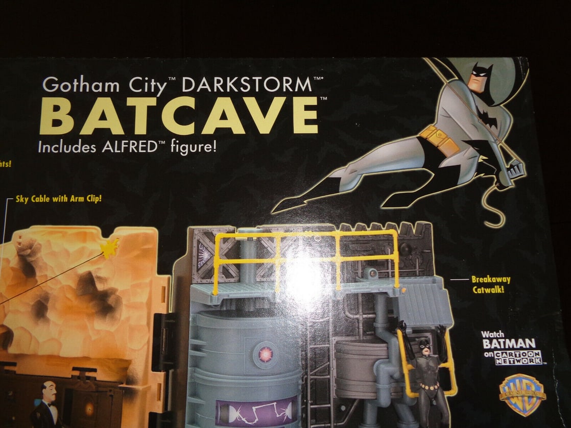 Hasbro Gotham City Darkstorm Batcave Playset with Alfred Figure