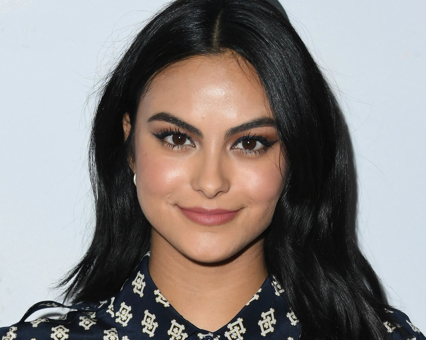 Camila Mendes