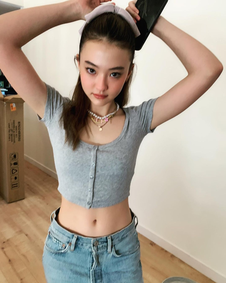 Picture Of Ella Gross