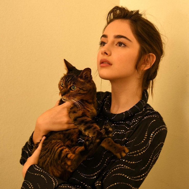 Julia Butters picture