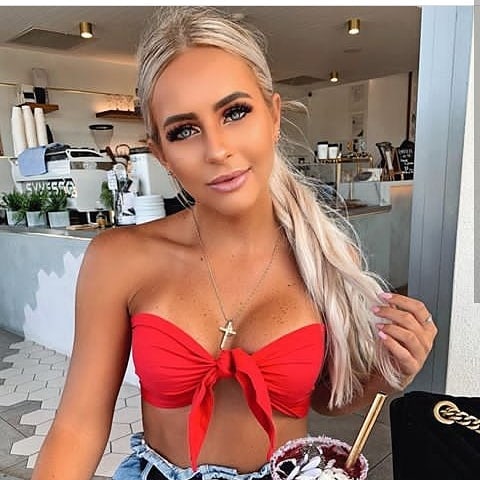 Picture of Rhiannon Darney