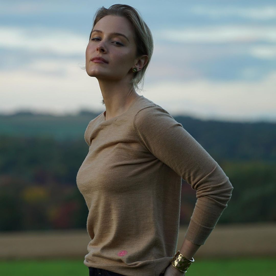 Picture of TAYLOR BLACK