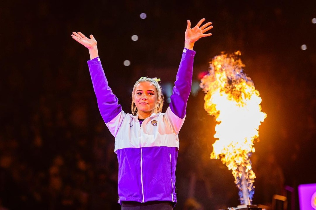 Olivia Dunne Background