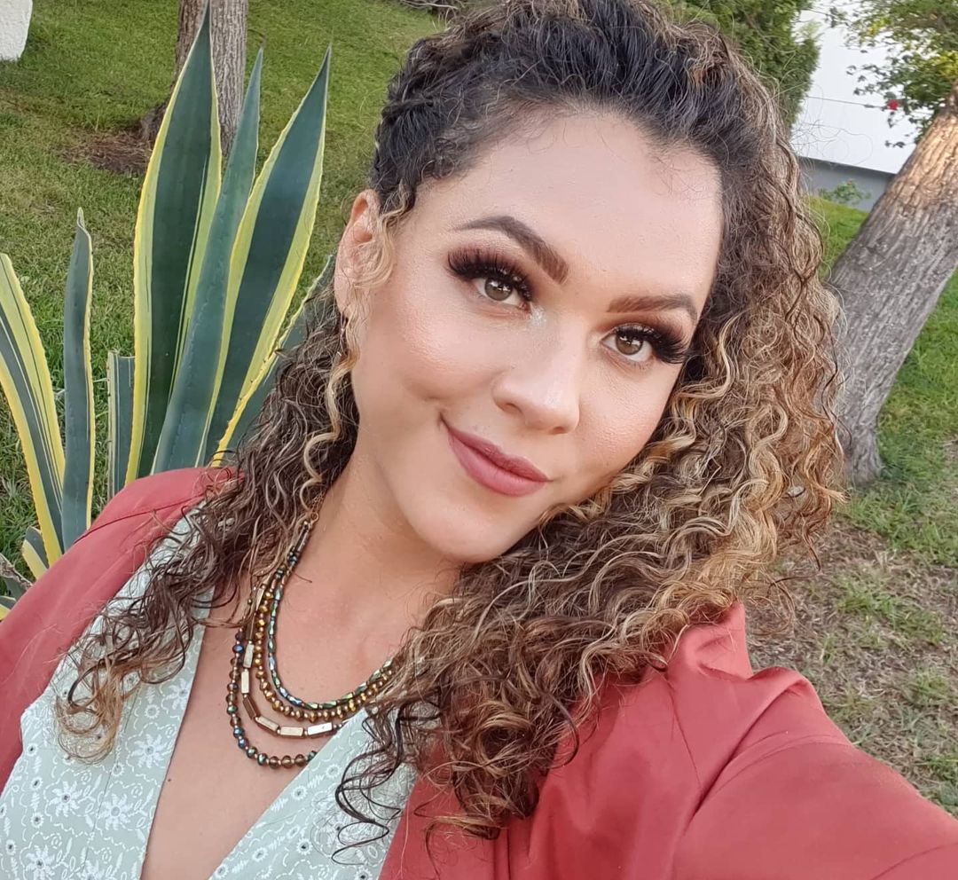 Picture of Alejandra Lara