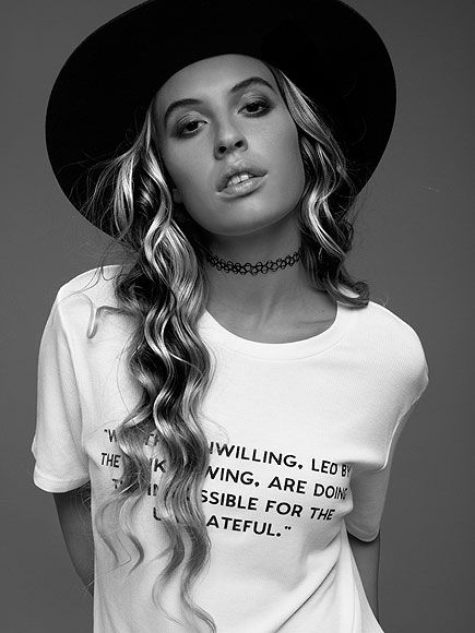 Carrie fletcher. Fletcher singer. Fletcher singer. Керри флетчер. Керри флетчер.