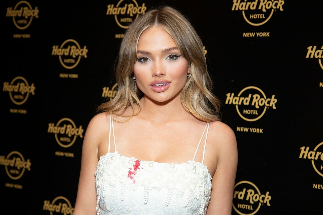 Natalie Alyn Lind