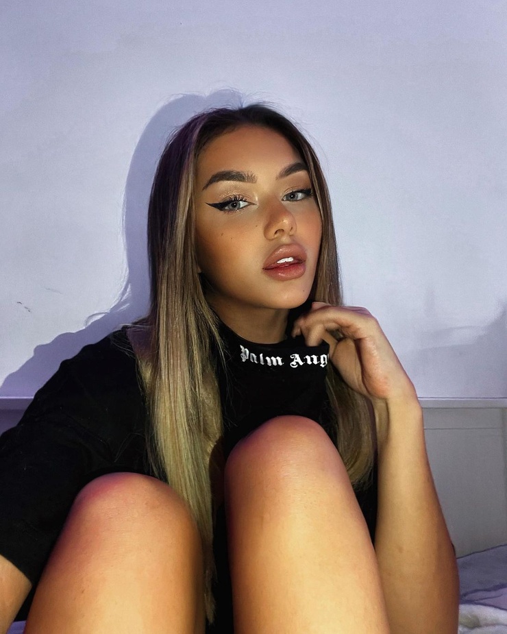 Picture of Gwendolyn Celine