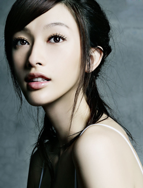 чжан ли-ли. Zhang li (director). чжан ли инь. Zhang lzhang lzhang lizhang li张俪. чжан ли хэ.