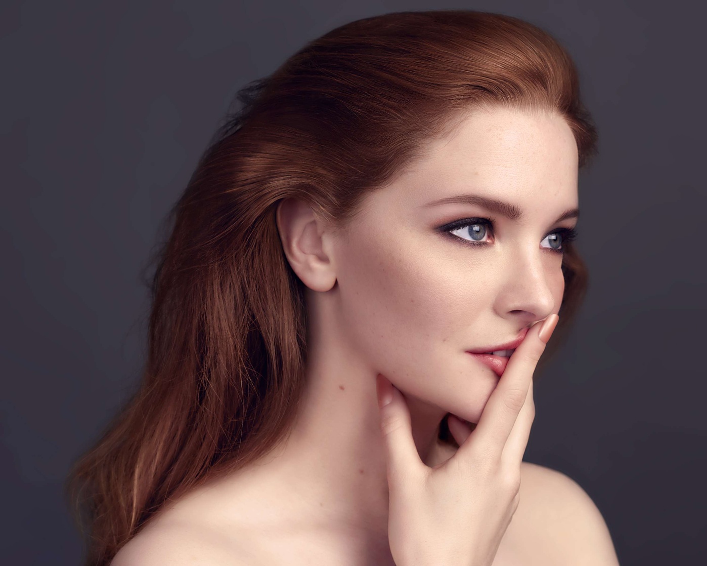 Morfydd Clark