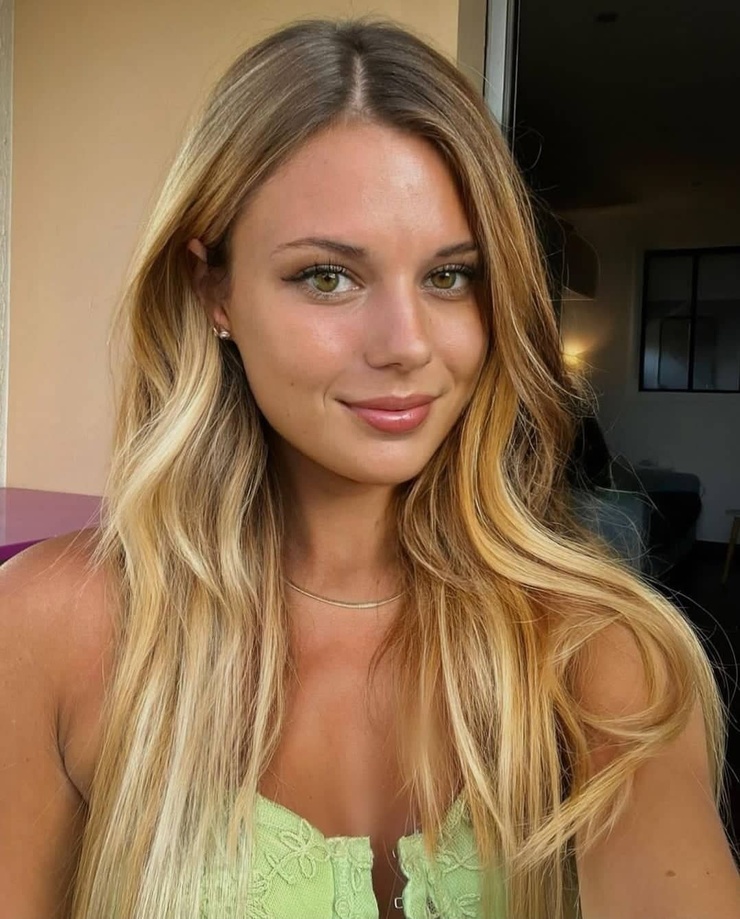 Picture of Nolwenn Dls