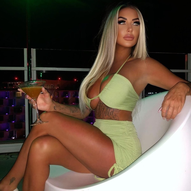 Debbie Clarkson image