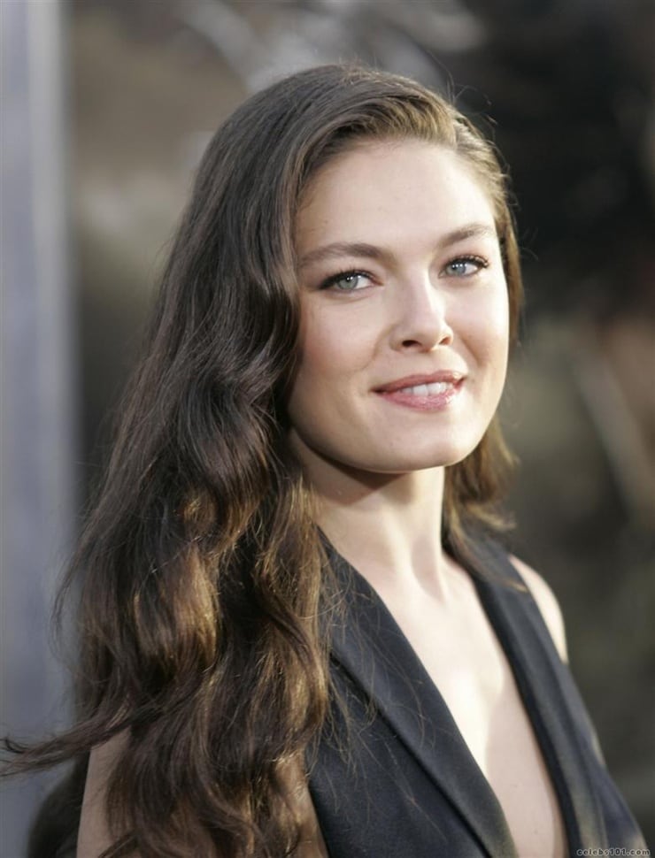 Picture of Alexa Davalos