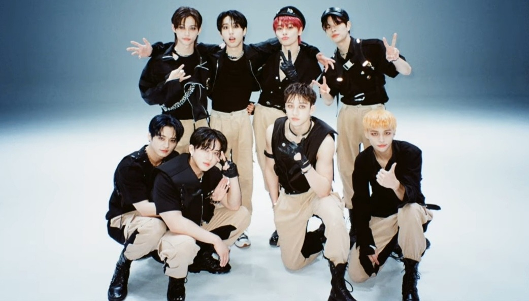 Stray Kids