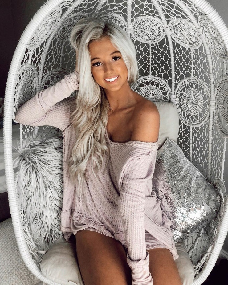 Victoria Santerre image