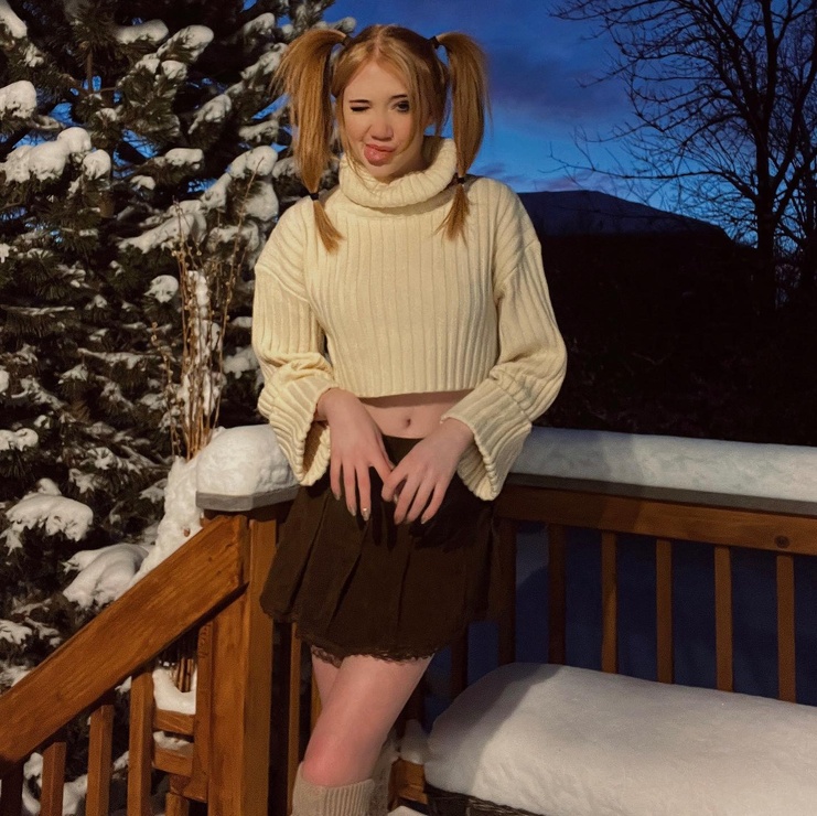 Picture of Makenna Kelly