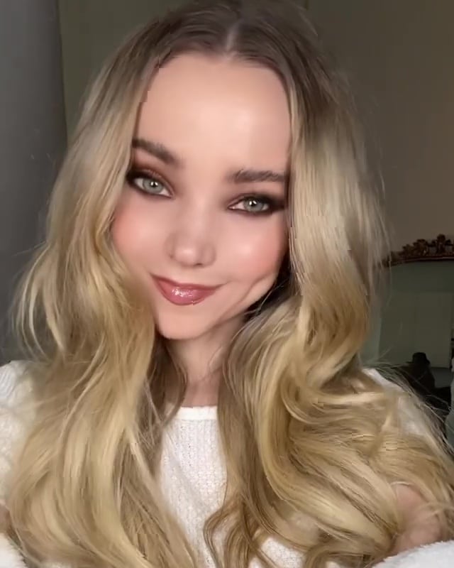 Picture of Dove Cameron