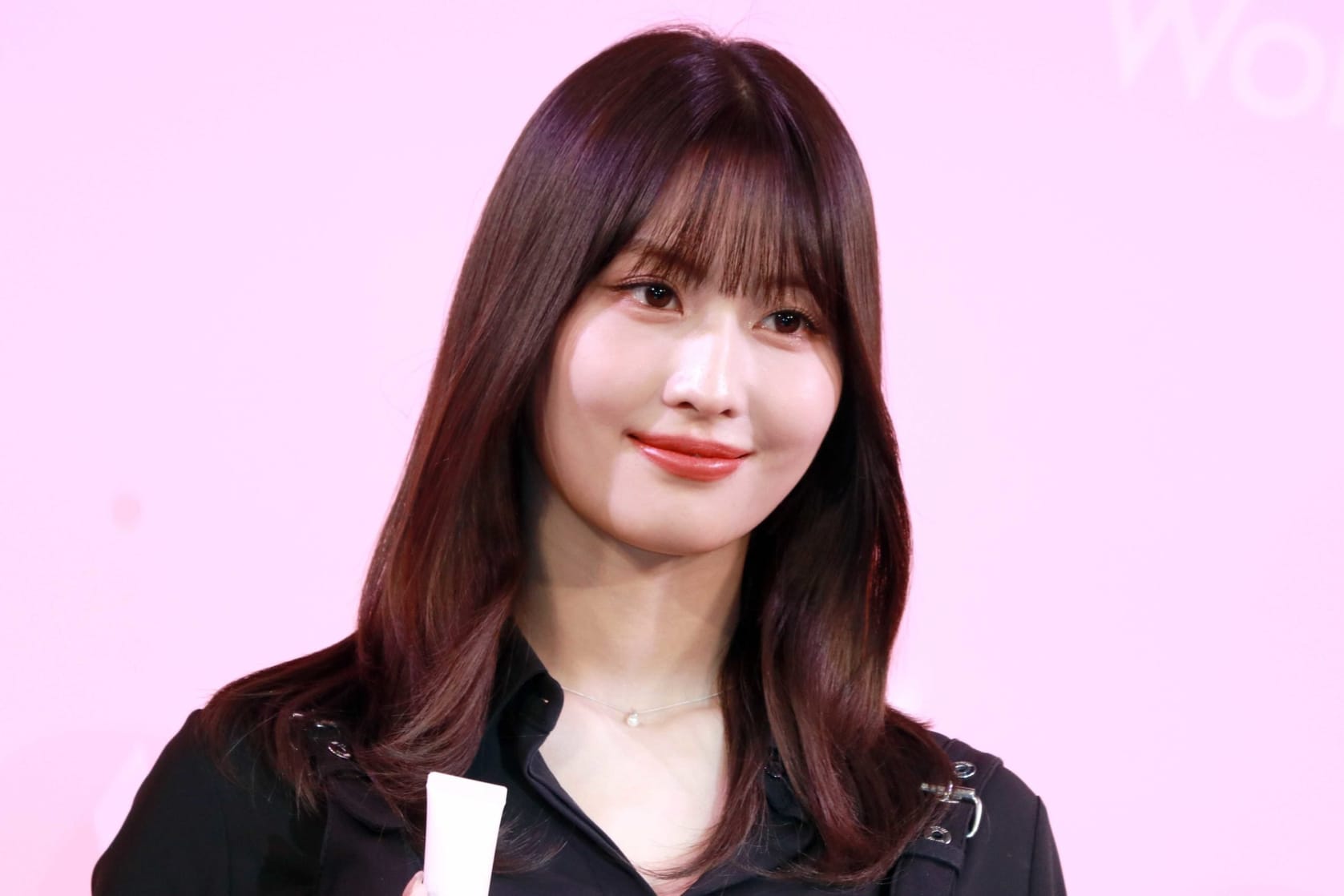 Hirai Momo