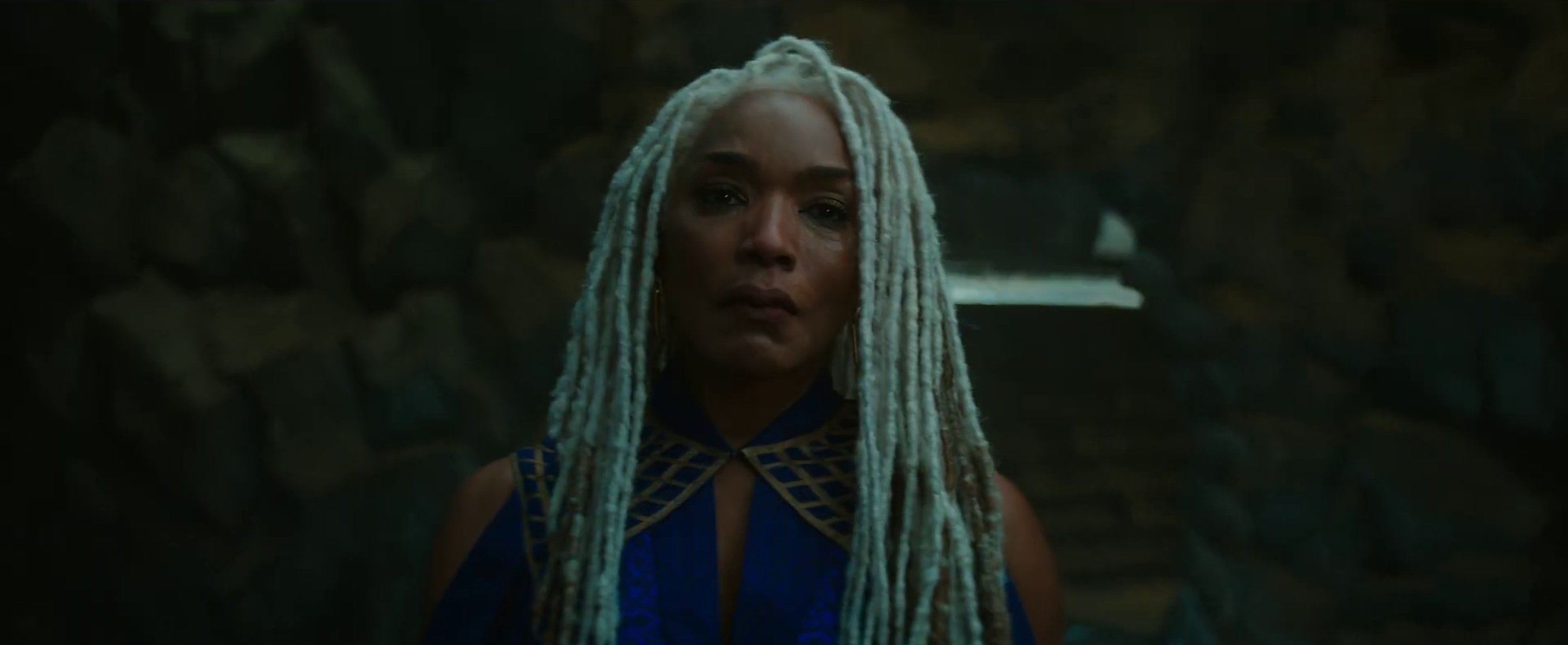 Ramonda (Angela Bassett)