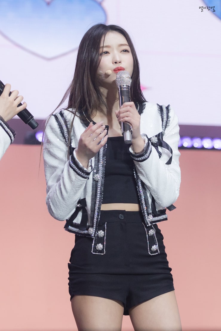 Yooa picture