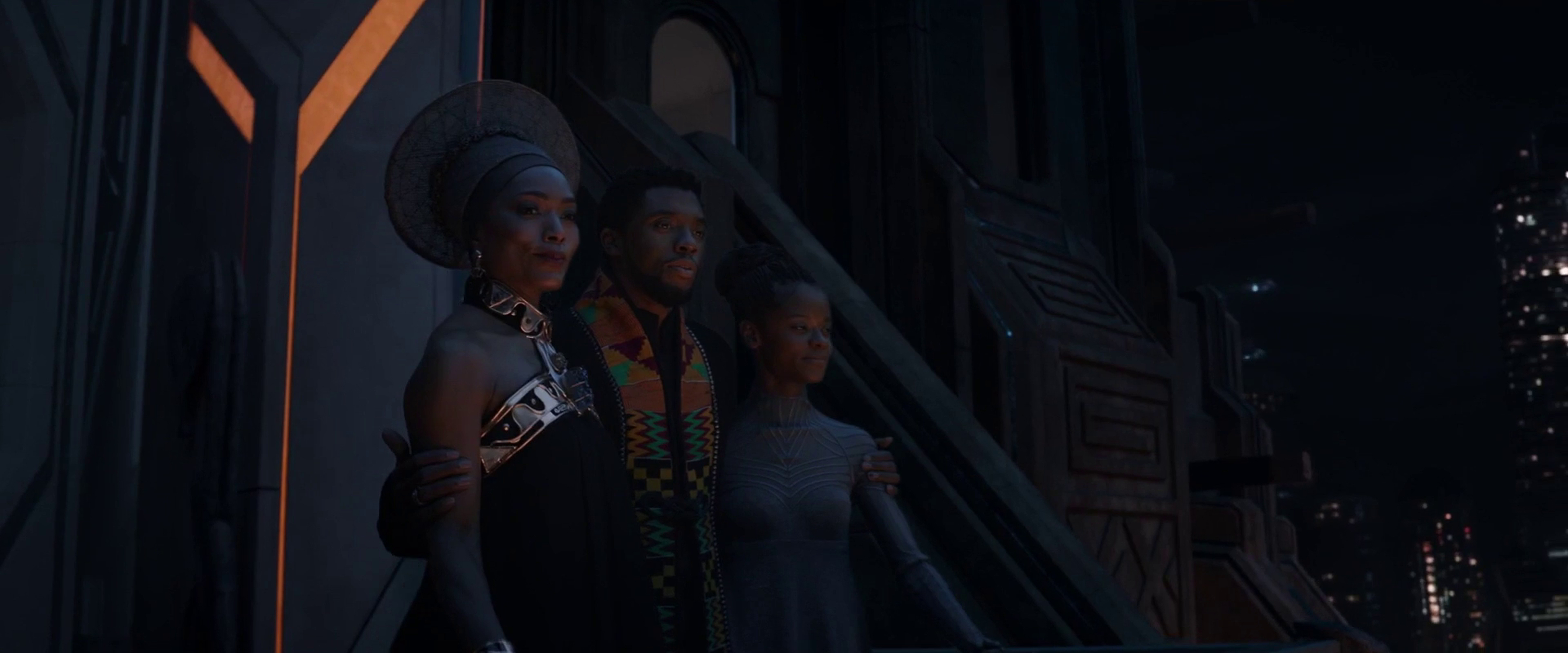 Ramonda (Angela Bassett)