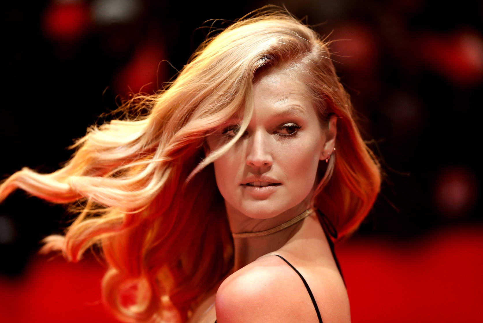 Toni Garrn Toni Garrn