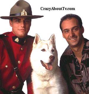 Строго по середине. Строго по середине. Строго по середине. Строго по середине. Табличка при входе.