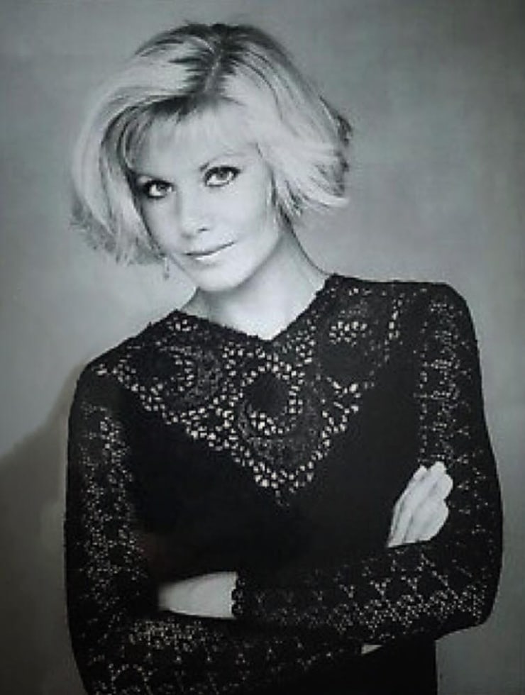 Picture Of Glynis Barber 