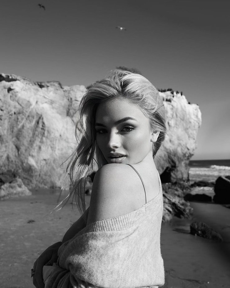 Natalie Alyn Lind Picture