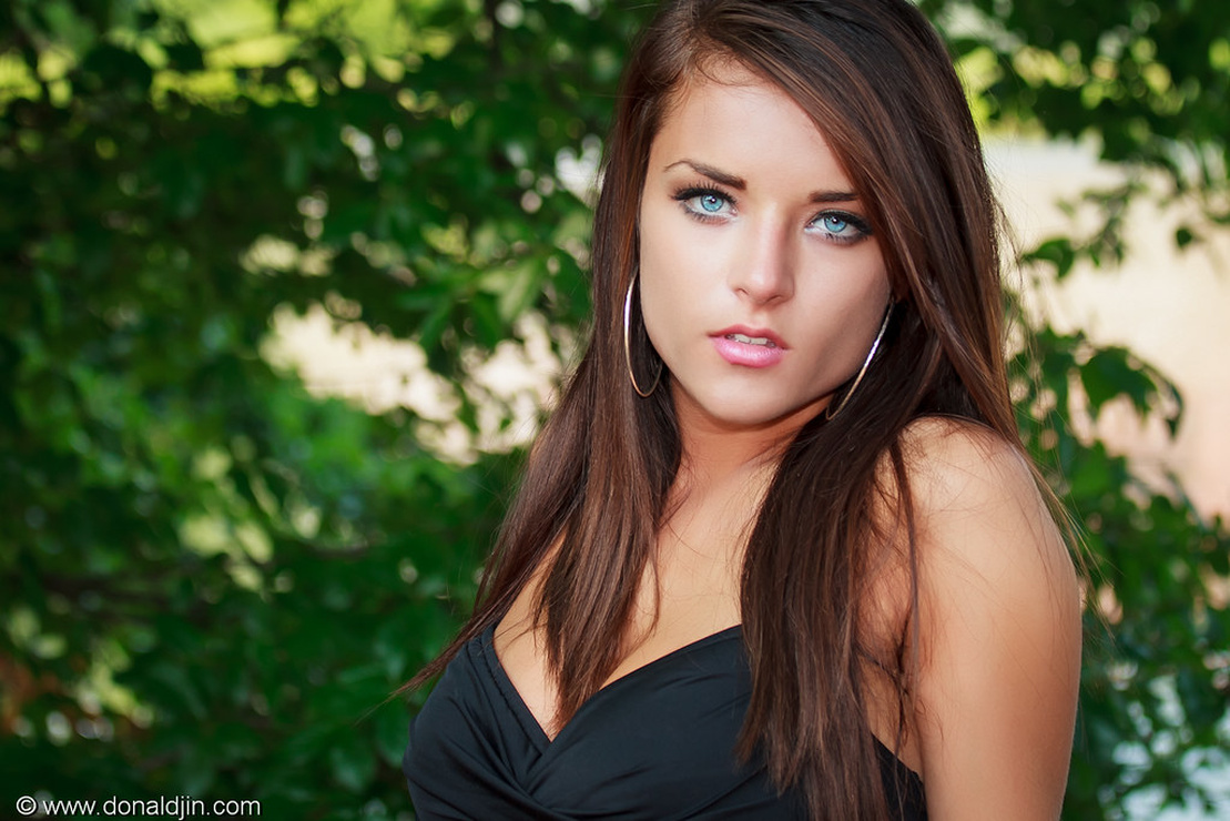 Picture of Kristin Tate