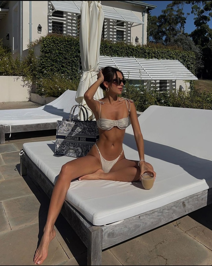 Luana Barron picture