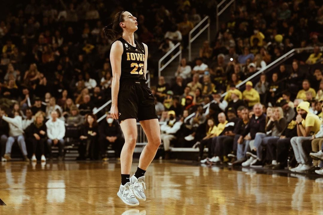 Caitlin Clark (ii)