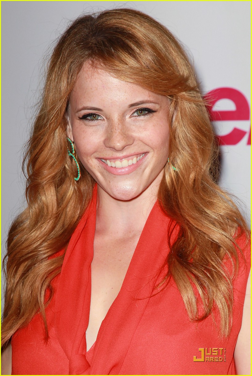 Picture of Katie Leclerc