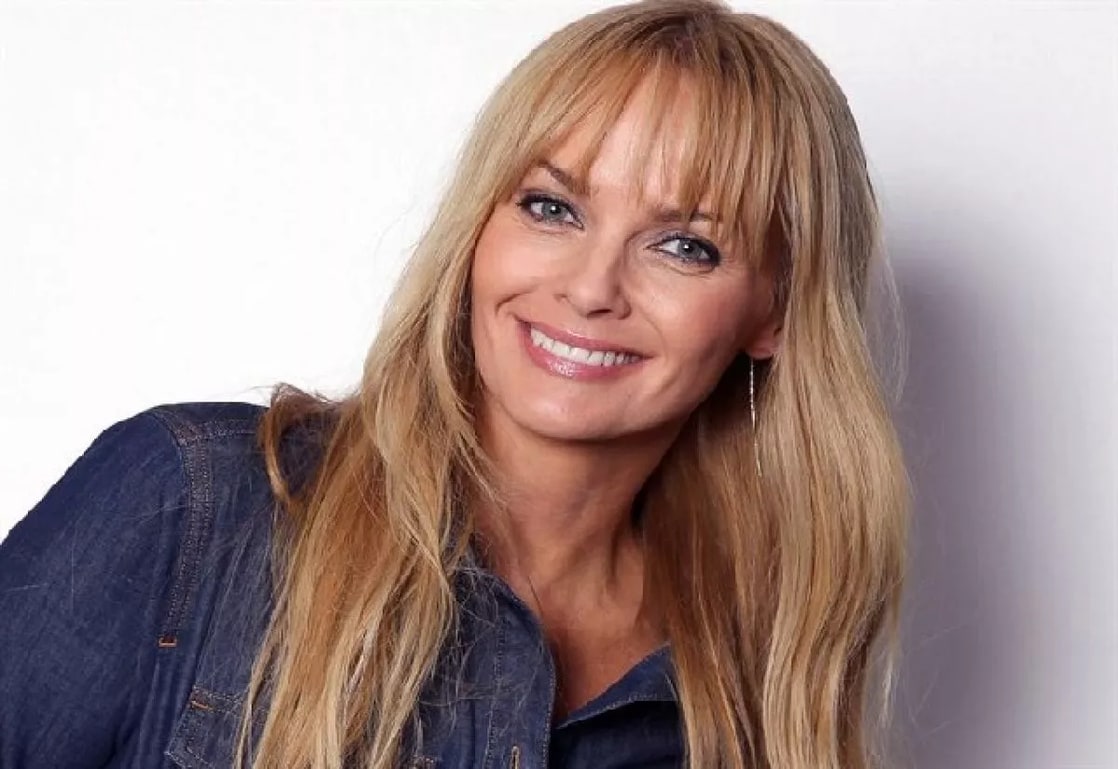 Izabella scorupco net worth