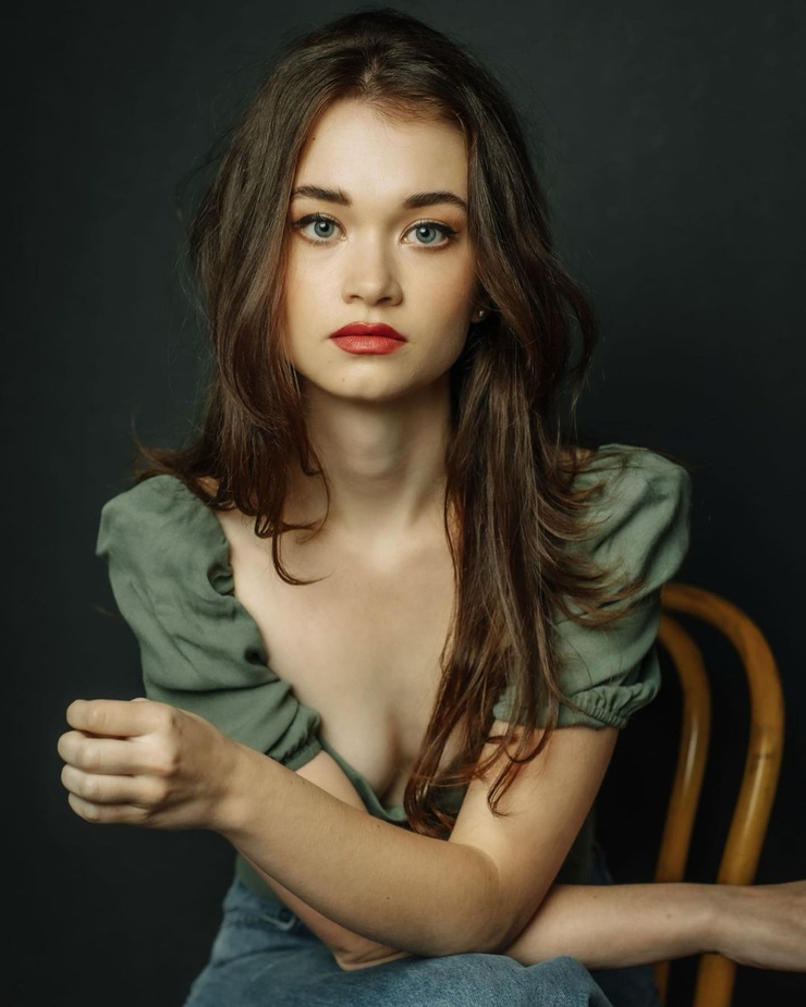 Picture of Alison Thornton