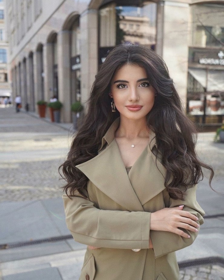 Азербайджан девочка