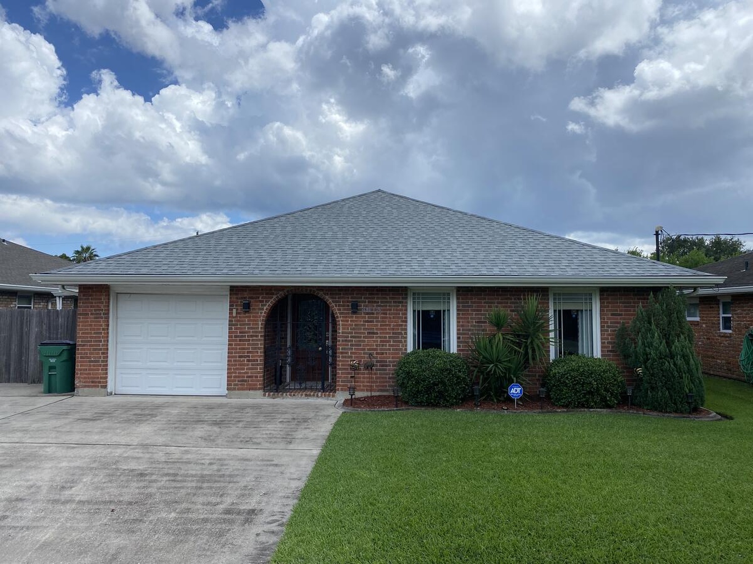 Spectrum Roofing & Fences of Metairie (504) 28549