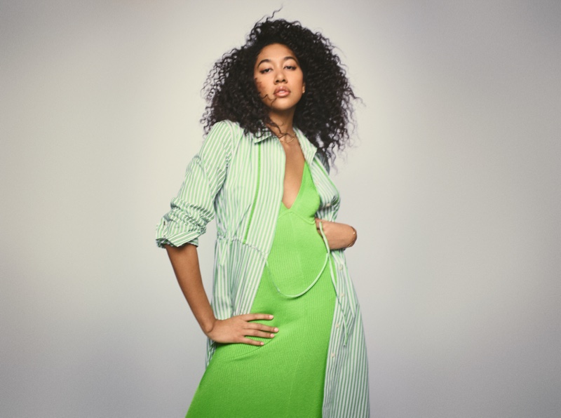 Aoki Lee Simmons
