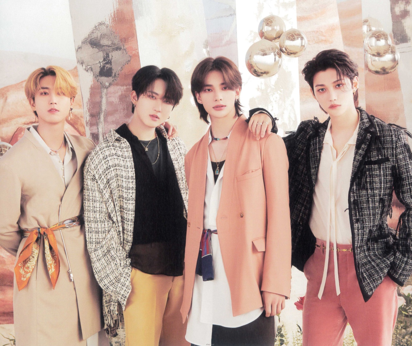 Stray Kids