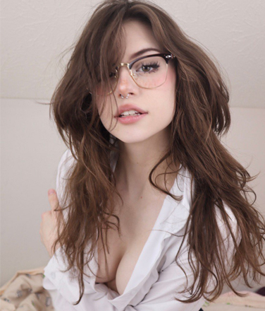 Picture of Hannah owo