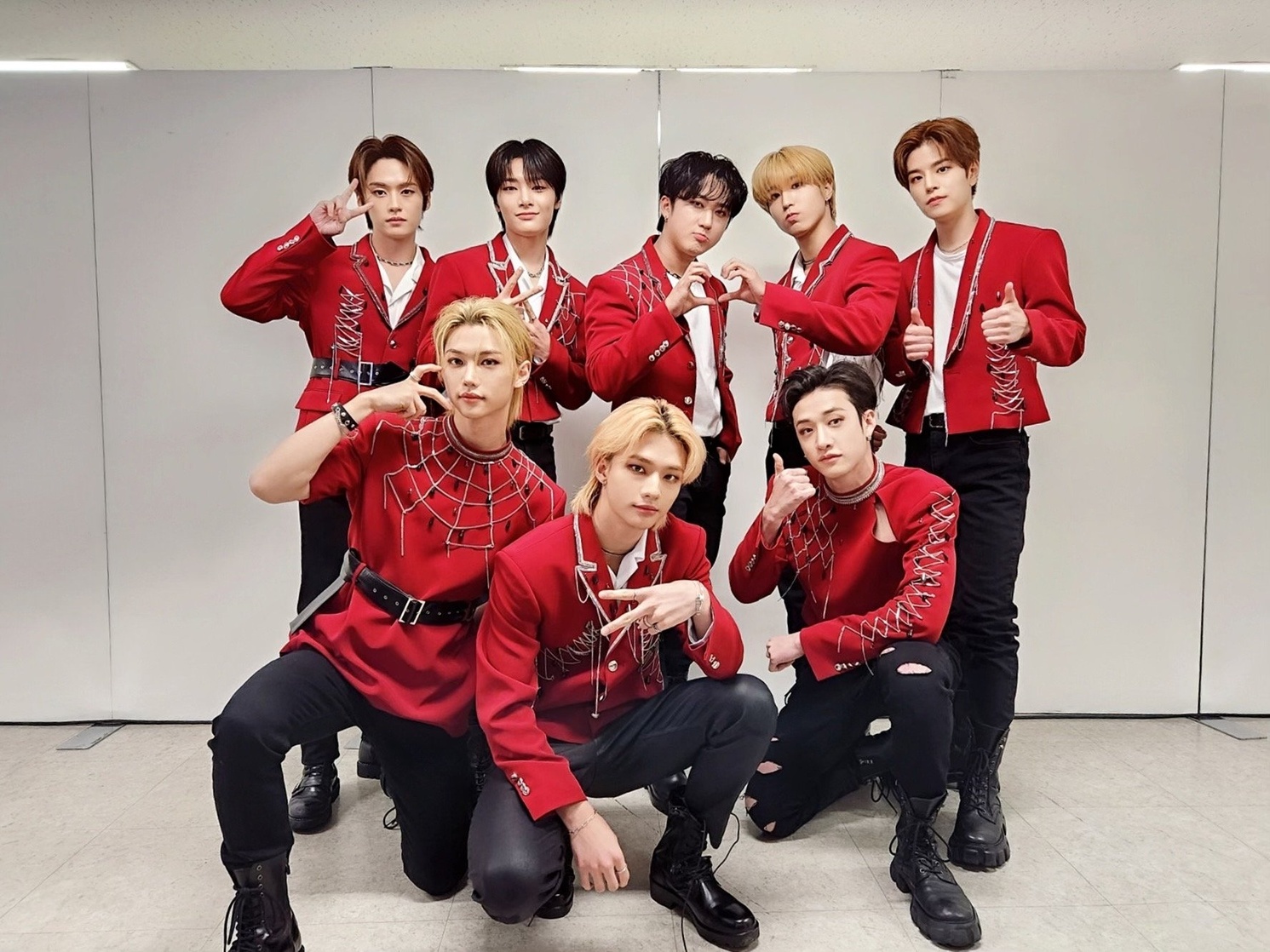 Stray Kids