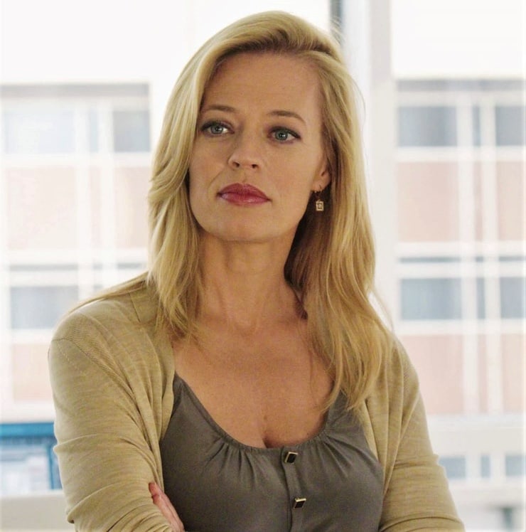 Jeri Ryan