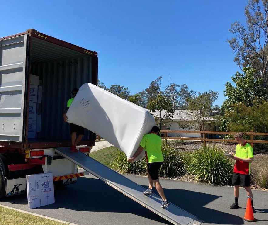 Moving to UK from Australia Overseas Movers and