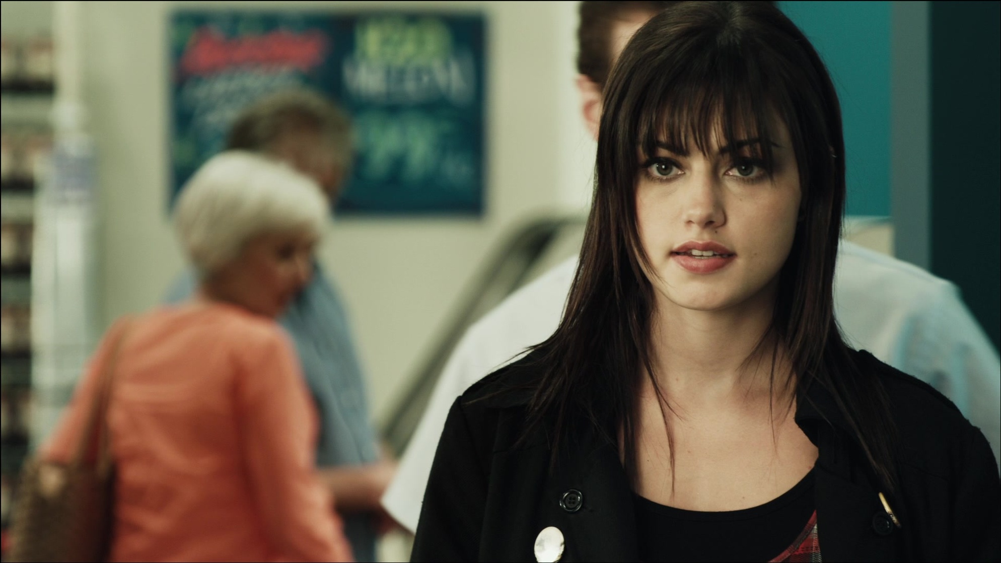 Phoebe Tonkin